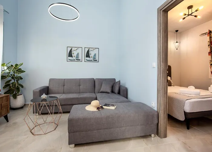 Adk Maison Скала-Марион