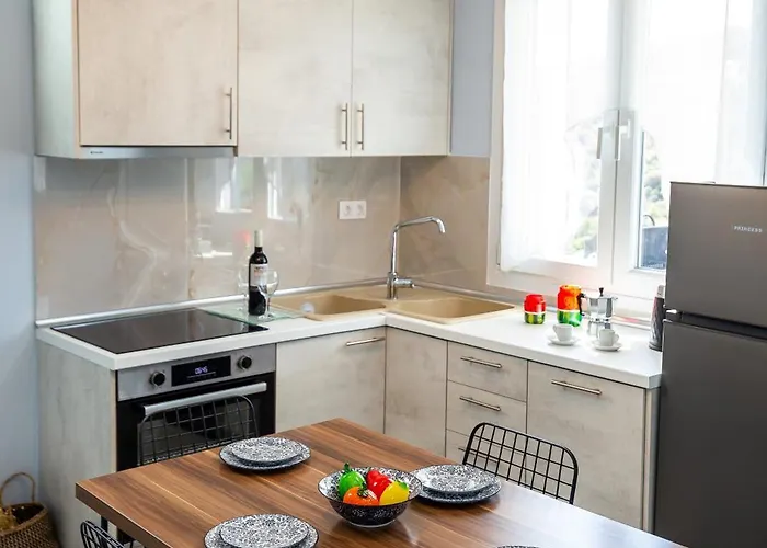 Adk Maison * Скала-Марион