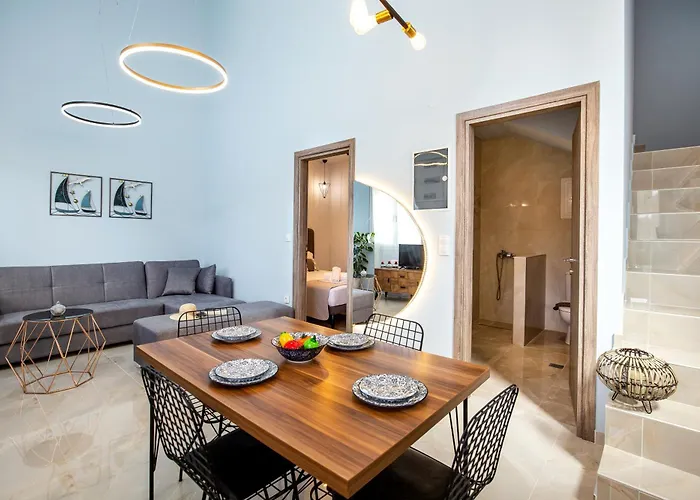 Adk Maison * Скала-Марион