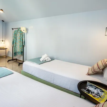 فيلة Adk Maison *